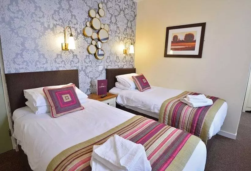 ペンション The Royal Victoria And Bull