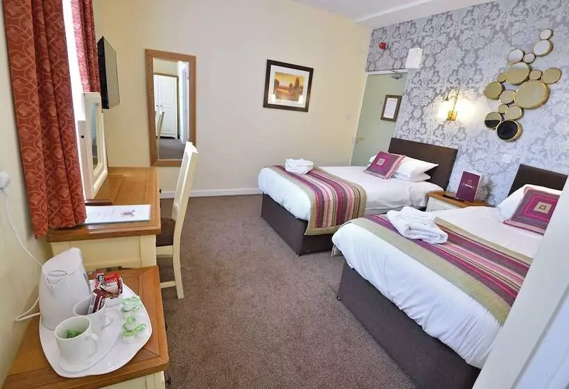 ペンション The Royal Victoria And Bull