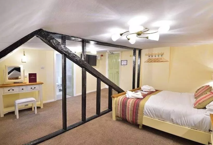 ペンション The Royal Victoria And Bull