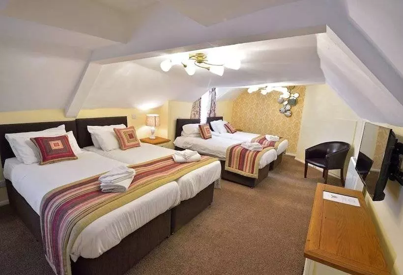 ペンション The Royal Victoria And Bull