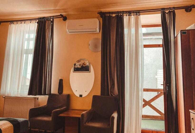 بنسيون Vila Royal