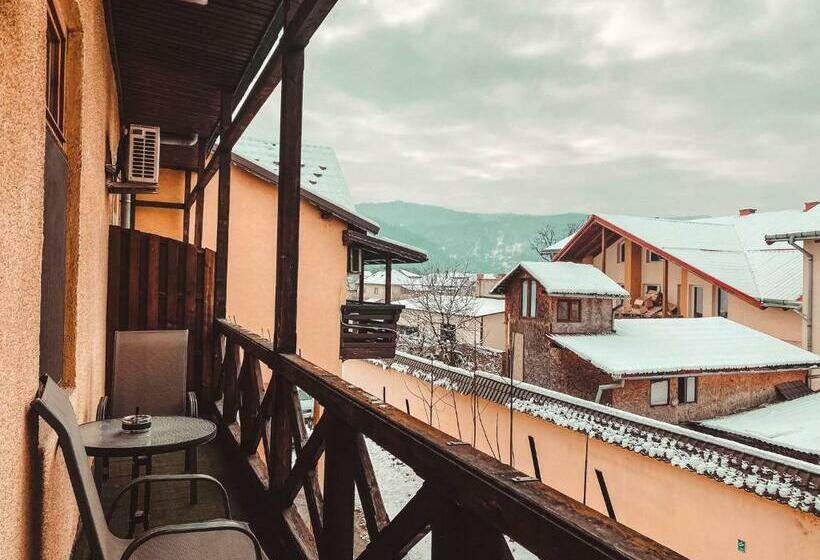 بنسيون Vila Royal