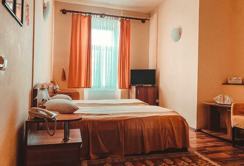 بنسيون Vila Royal