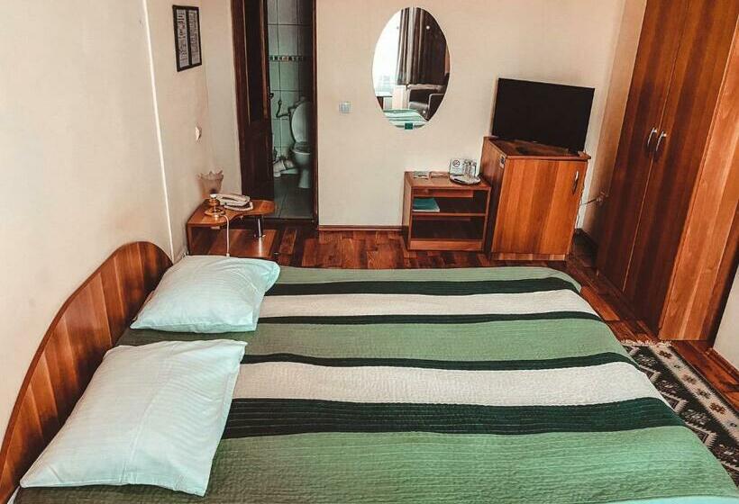 بنسيون Vila Royal