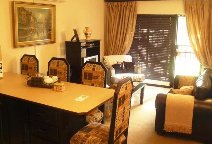 پانسیون Villa Xanelle Boutique Guest House