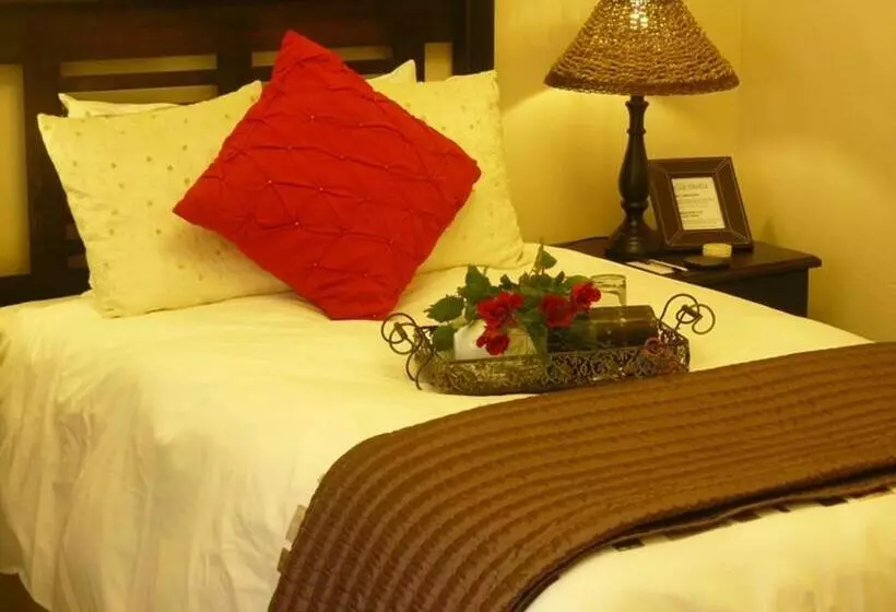 پانسیون Villa Xanelle Boutique Guest House