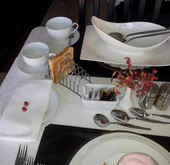 پانسیون Villa Xanelle Boutique Guest House