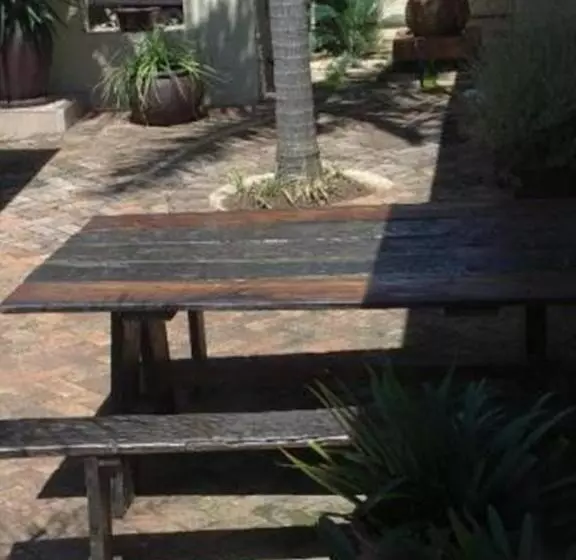 پانسیون Villa Xanelle Boutique Guest House