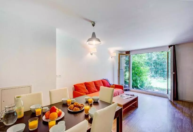 Vacanceole  Residence Les Balcons D Aix