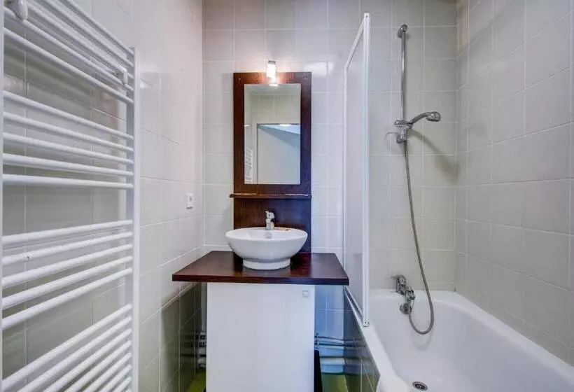 Vacanceole  Residence Les Balcons D Aix