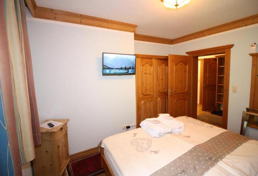 Vronis Waldhaus Adults Only