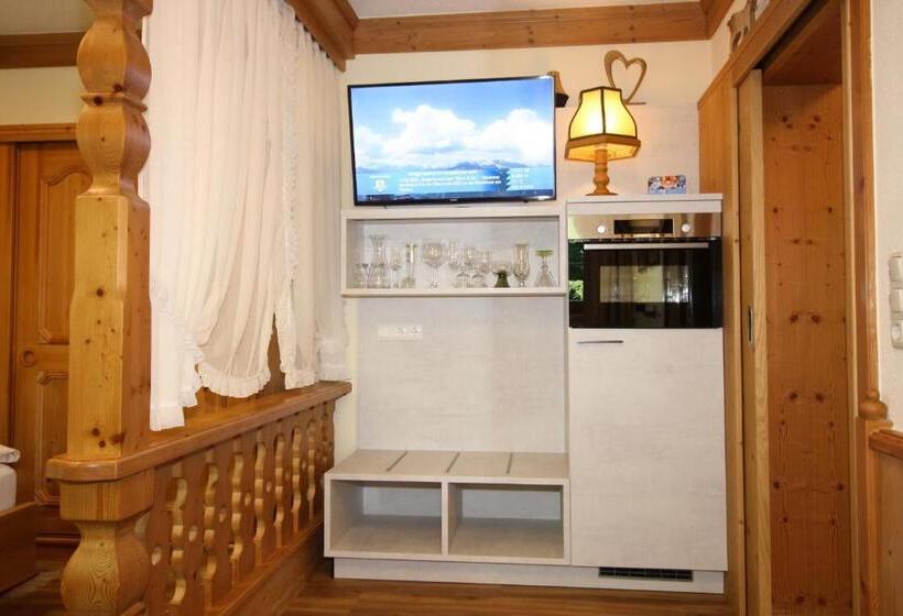 Vronis Waldhaus Adults Only