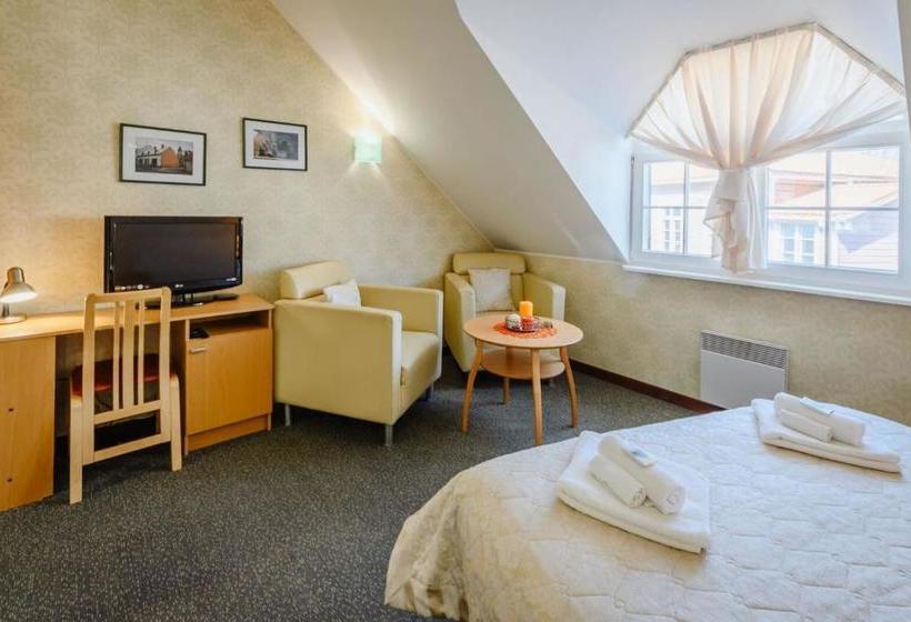 هاستل Hermannuse Maja