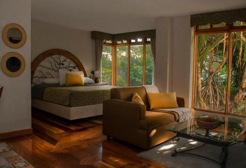 El Rodeo Estancia Boutique Hotel & Steakhouse