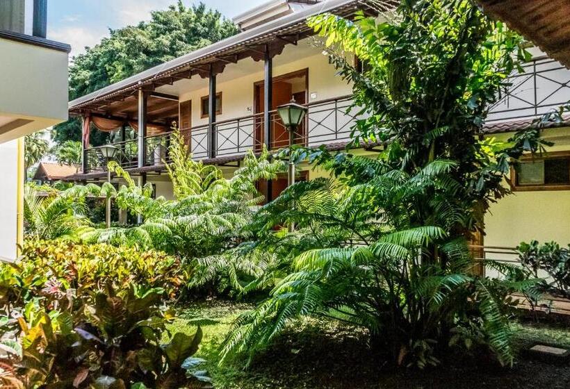 El Rodeo Estancia Boutique Hotel & Steakhouse