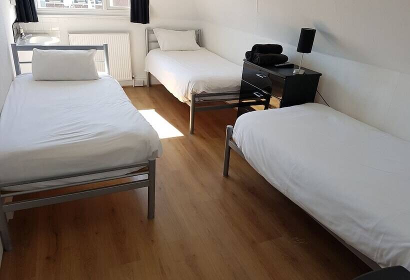 פנסיון Boscombe Reef