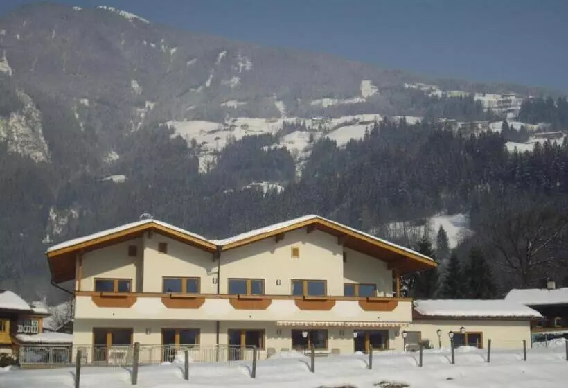 Majatalo Ferienhaus Zillertal