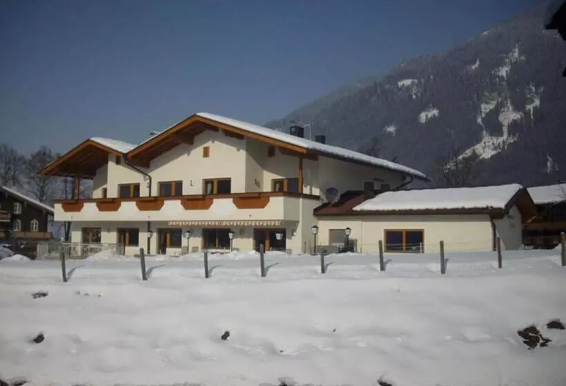 Majatalo Ferienhaus Zillertal