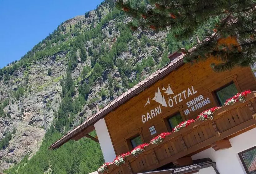 ペンション Garni ötztals & Aparts