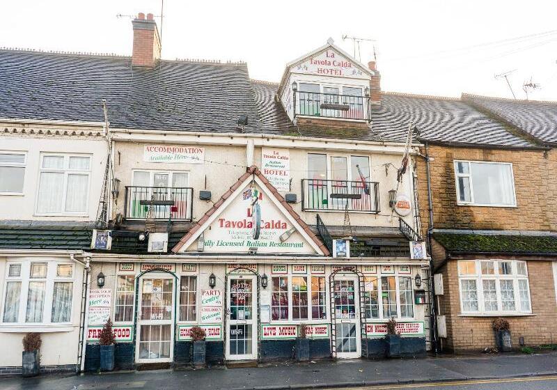 بنسيون La Tavola Calda