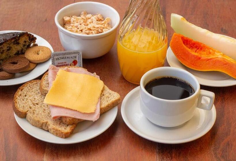 Pensão Pousada Cabeça Do Indio   Trindade