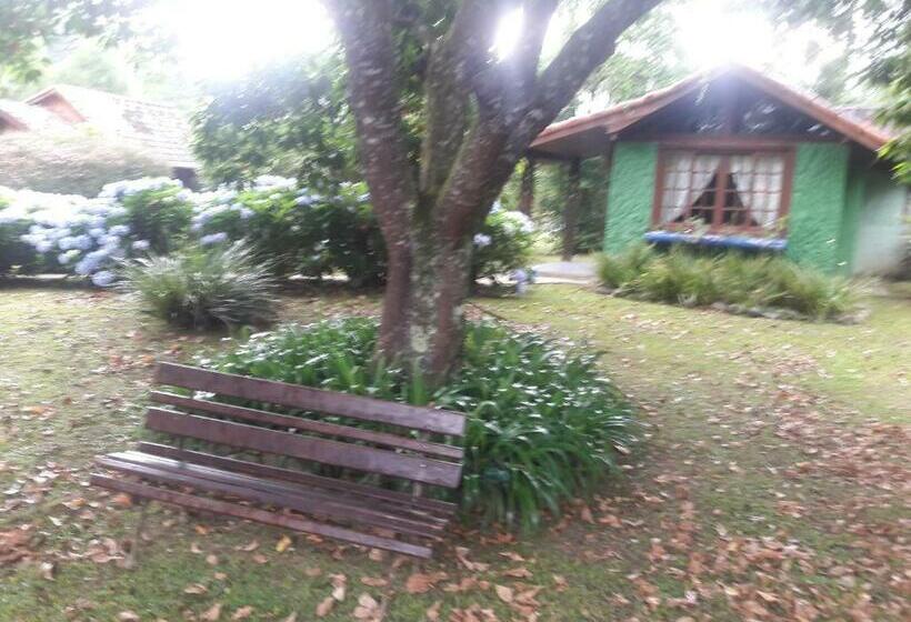 بنسيون Pousada Recanto Do Pinheirão