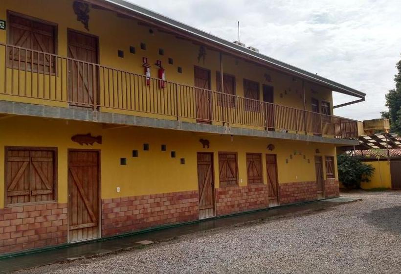 پانسیون Pousada Segredo