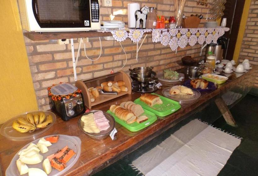 پانسیون Pousada Segredo