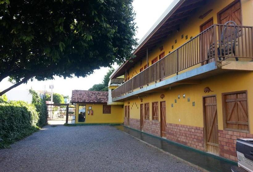 پانسیون Pousada Segredo