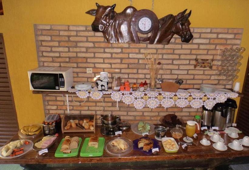 پانسیون Pousada Segredo