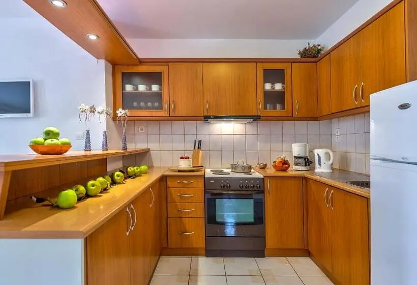 Agrimia Holiday Apartments
