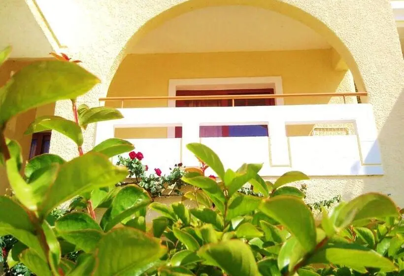 Agrimia Holiday Apartments