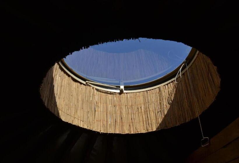 הוסטל Chakra Beach Kabak