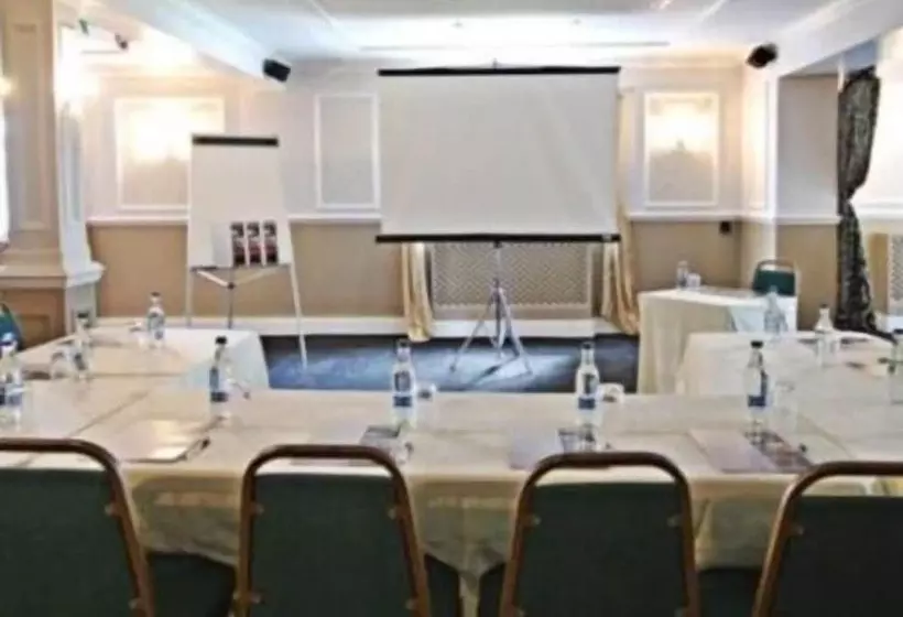 Retkeilymaja Gardeners Country Inn