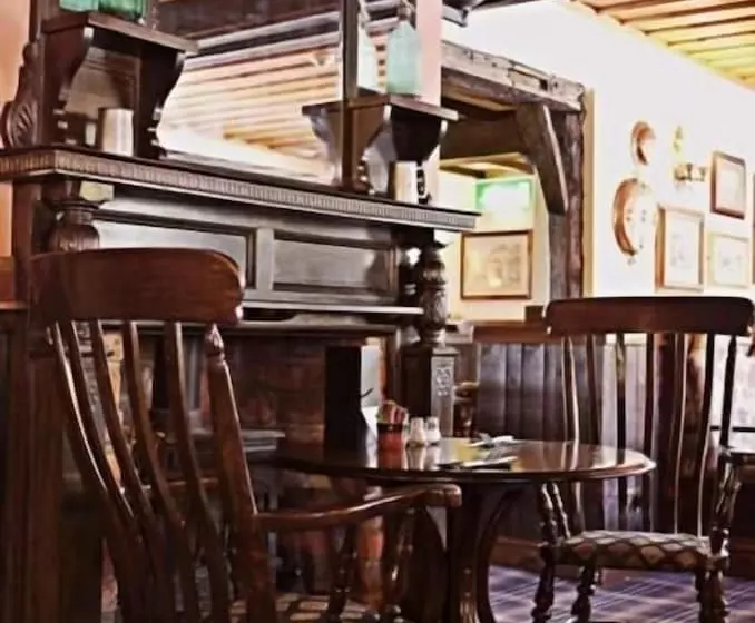 Retkeilymaja Gardeners Country Inn