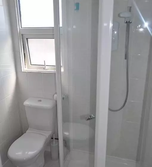 Majatalo Avoncot Guest House