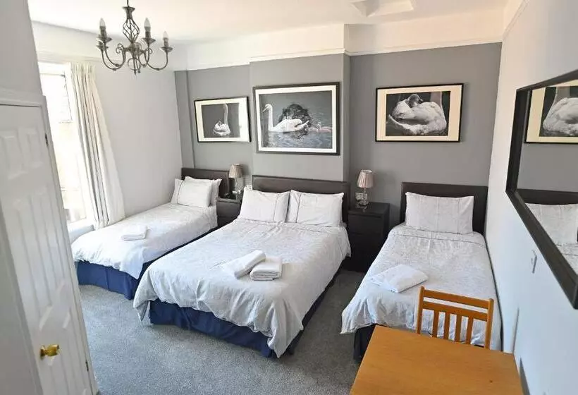 Majatalo Avoncot Guest House