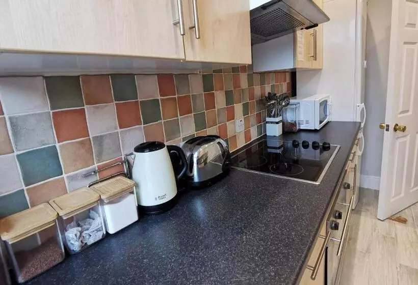 Majatalo Avoncot Guest House