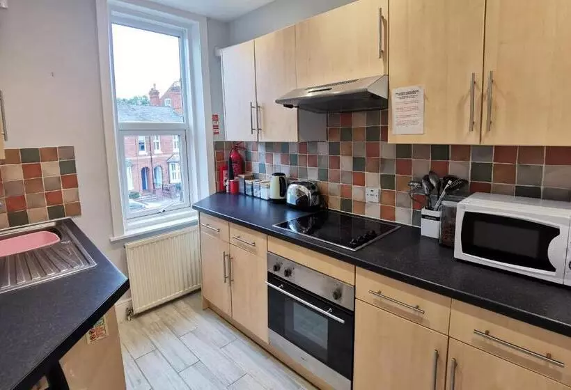 Majatalo Avoncot Guest House