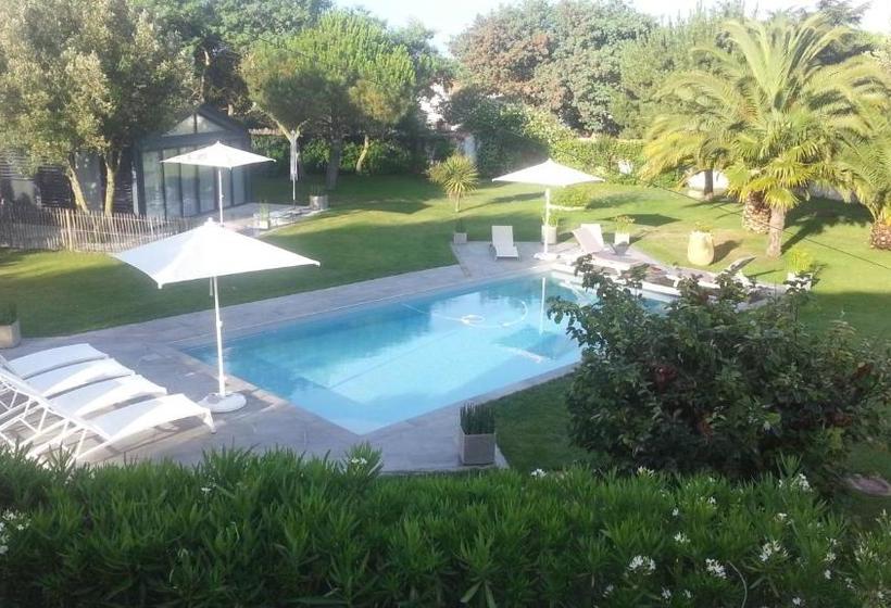 ペンション Blanc Marine