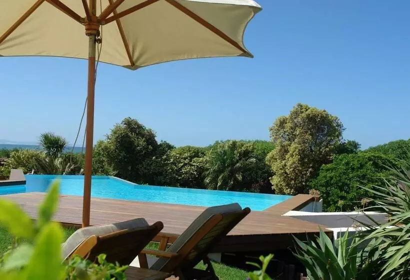 Majatalo Diaz 15 House On The Bay