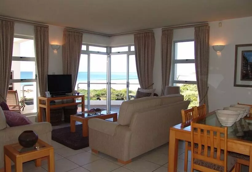 Majatalo Diaz 15 House On The Bay