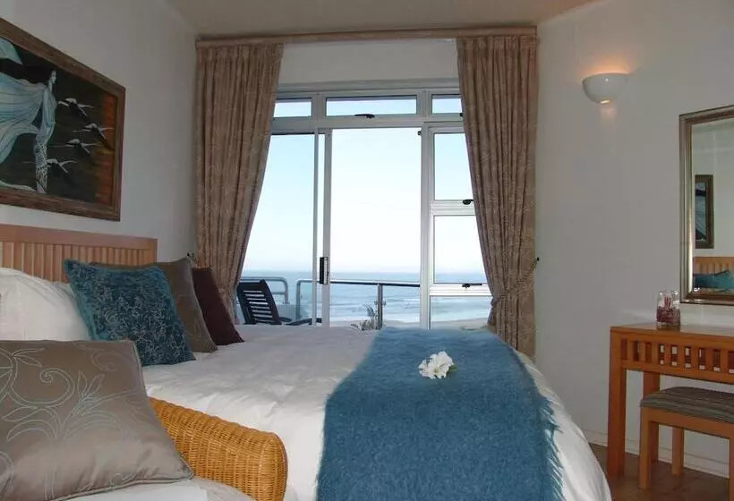 Majatalo Diaz 15 House On The Bay