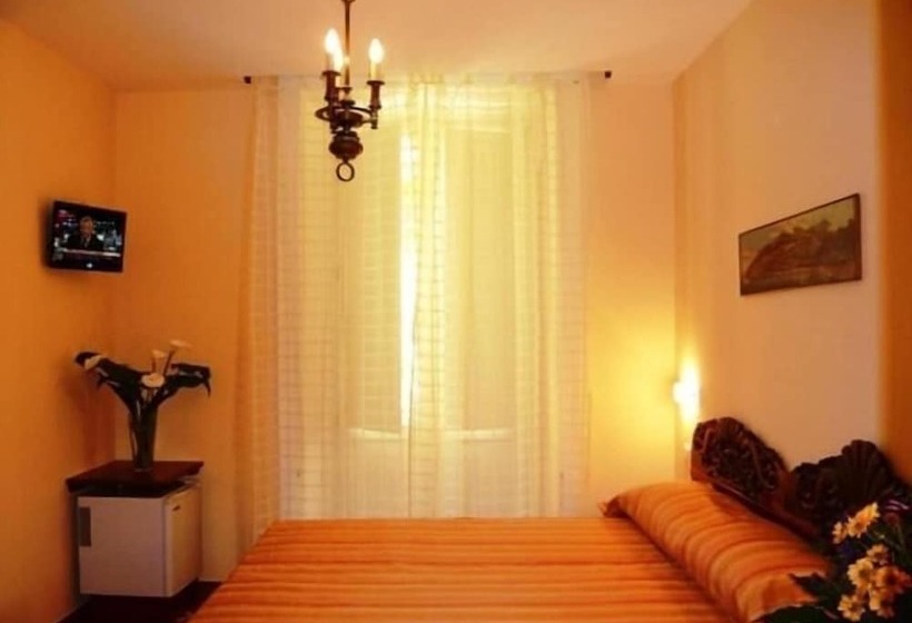 פנסיון Dolcevitasorrento Guest House