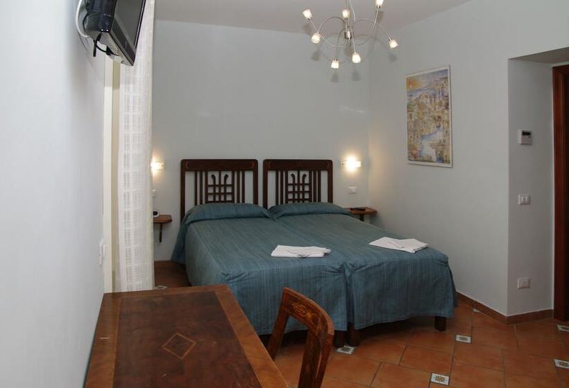 פנסיון Dolcevitasorrento Guest House