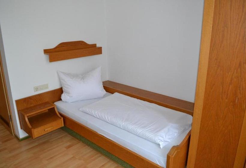 Pensão Gasthaus Zur Krone