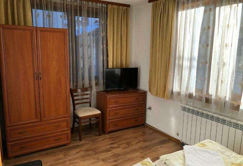 פנסיון Guest Rooms Vachin