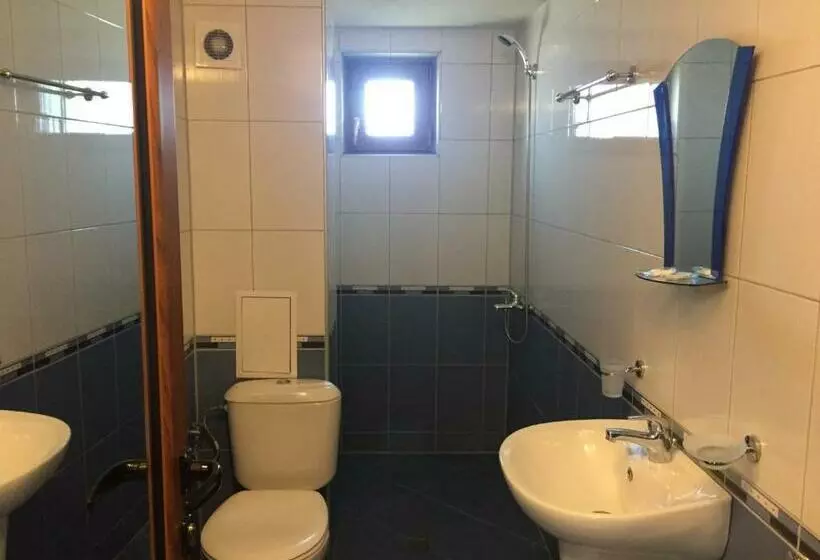 پانسیون Guest Rooms Vachin