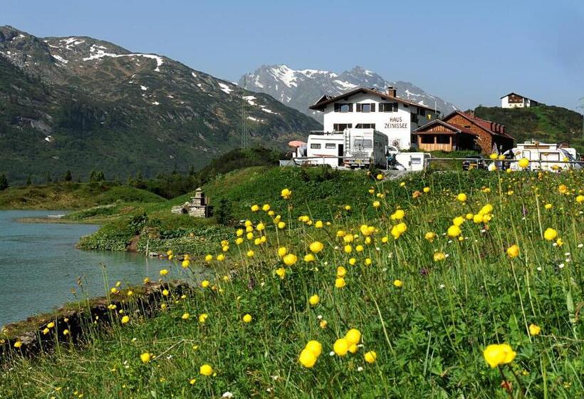 Pensione Haus Zeinissee