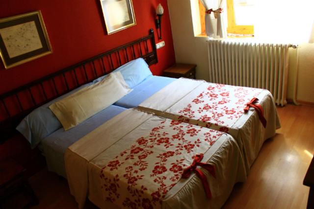 ペンション Hostal Escartín